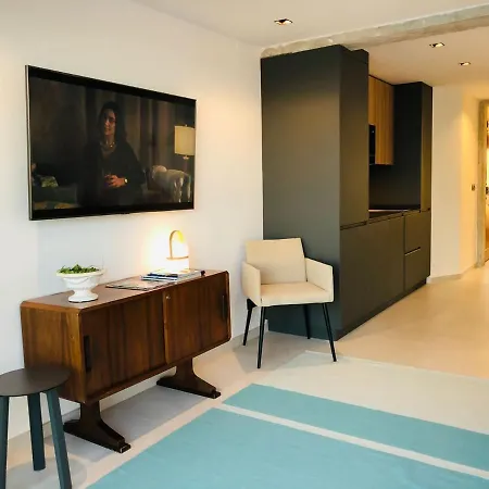 Harbour Views Puerto Ii